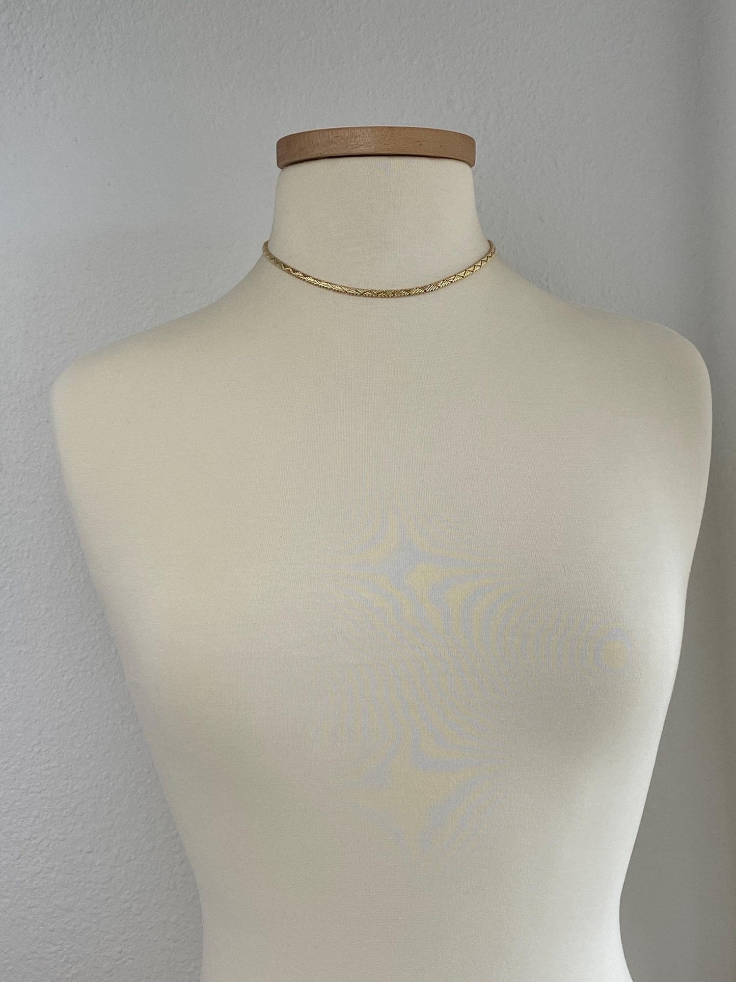 Vintage Solid 14k Yellow Gold Fancy Flat Chain Necklace - 16 inches