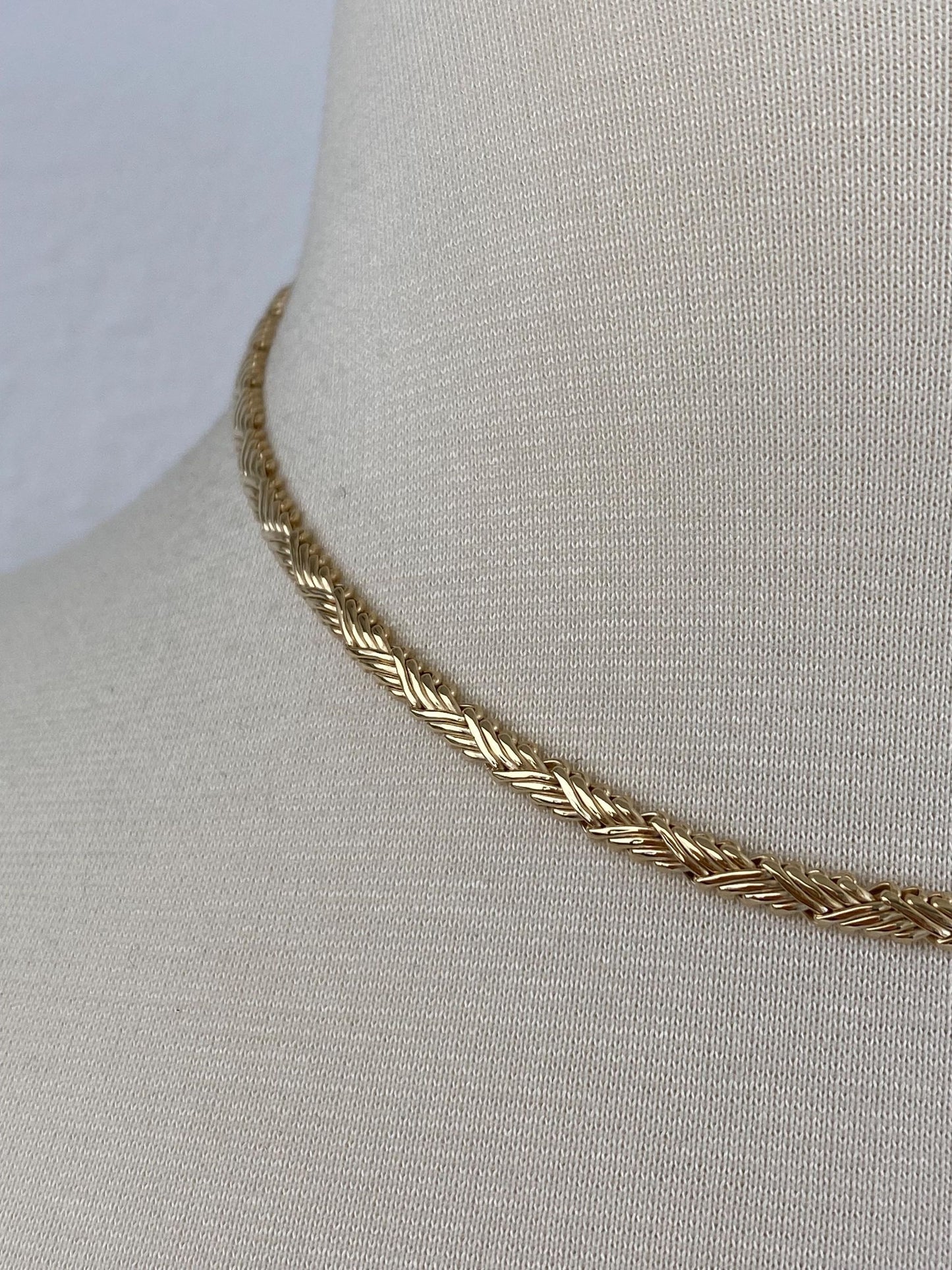 Vintage Solid 14k Yellow Gold Fancy Flat Chain Necklace - 16 inches