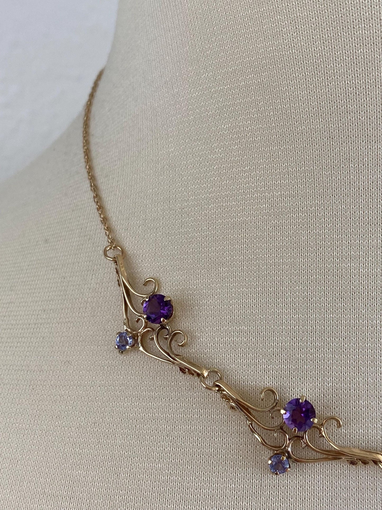 Vintage Solid 14k Rosey Gold Tanzanite Amethyst Scrollwork Chain Necklace - 17 inches