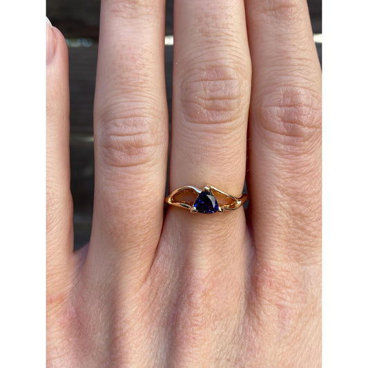 Vintage Solid 14k Yellow Gold Blue Cubic Zirconia Ring - Size 5.75