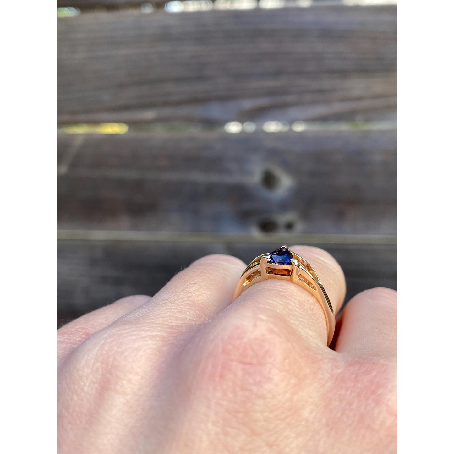 Vintage Solid 14k Yellow Gold Blue Cubic Zirconia Ring - Size 5.75