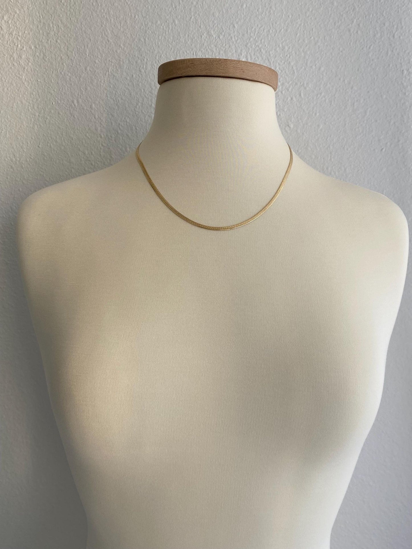 Vintage Solid 14k Yellow Gold Herringbone Chain Necklace - 19.75 inches