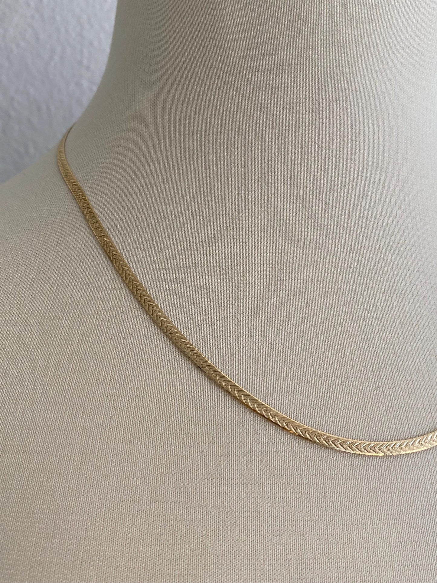 Vintage Solid 14k Yellow Gold Herringbone Chain Necklace - 19.75 inches