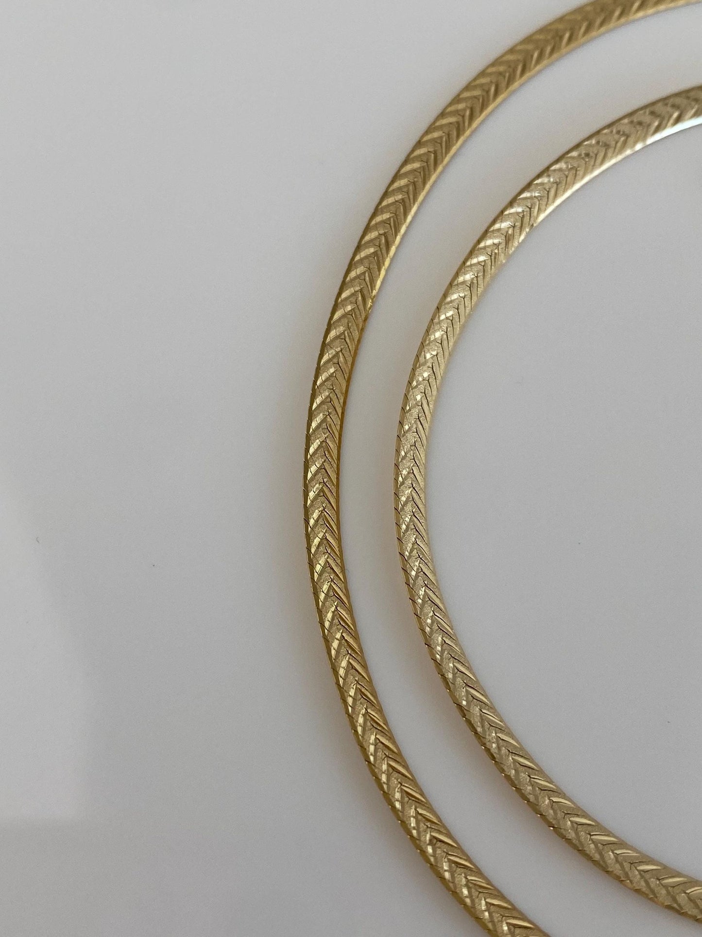 Vintage Solid 14k Yellow Gold Herringbone Chain Necklace - 19.75 inches