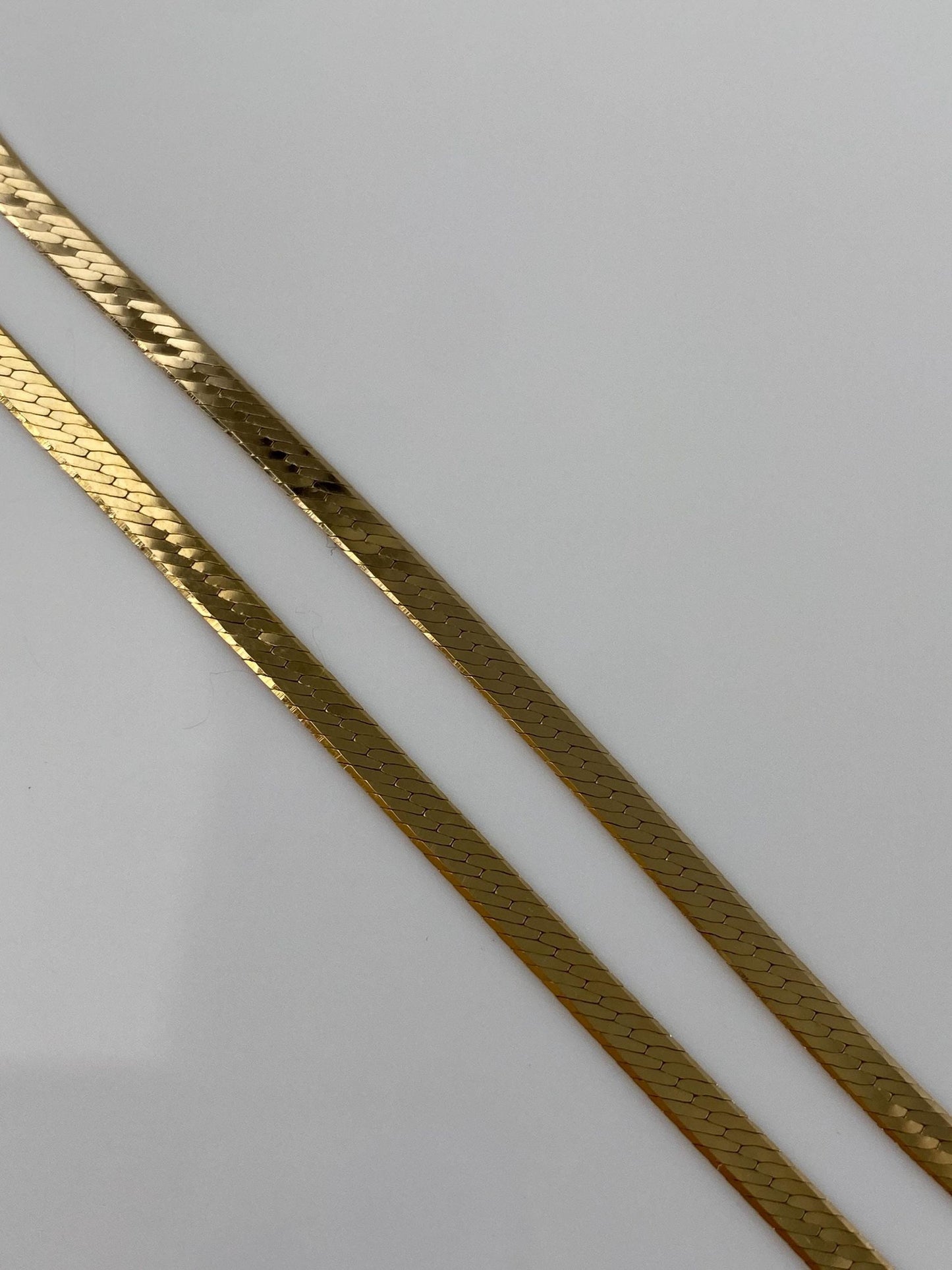 Vintage Solid 14k Yellow Gold Herringbone Chain Necklace - 19.75 inches