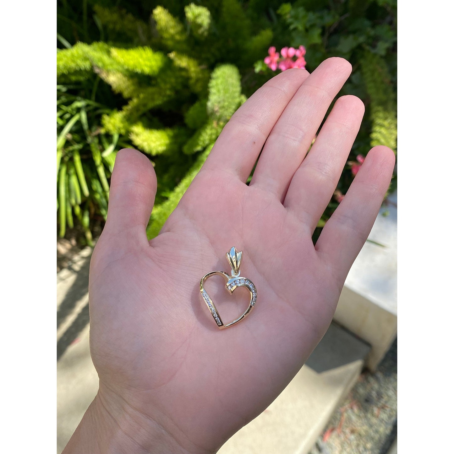 Vintage Solid 14k Yellow Gold Diamond Heart Charm