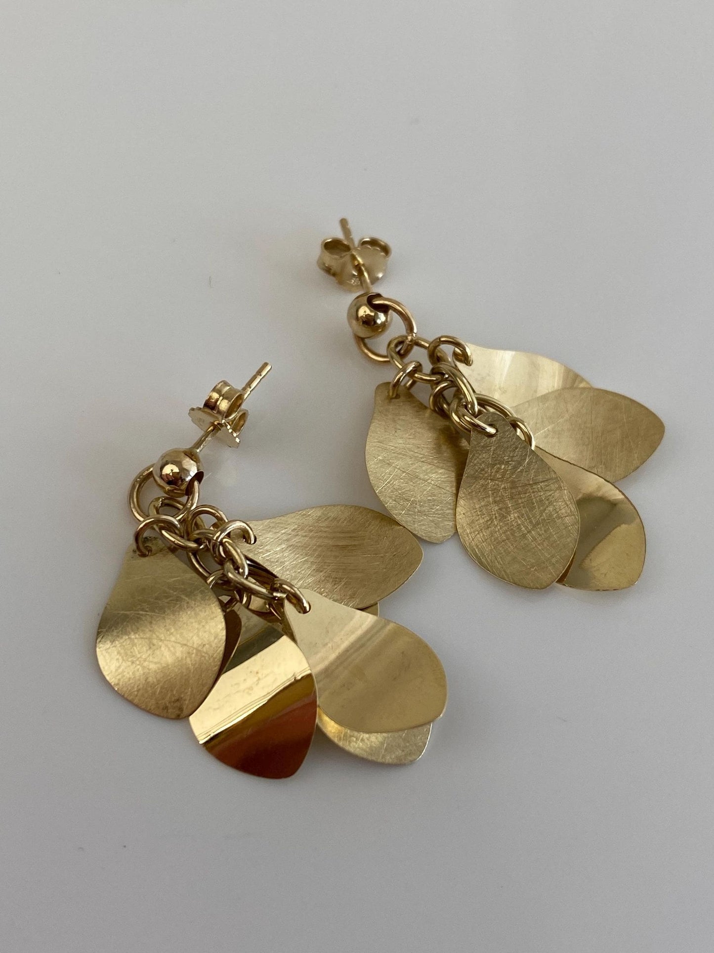 Vintage Solid 14k Yellow Gold Organic Shape Leaf Dangle Stud Earrings