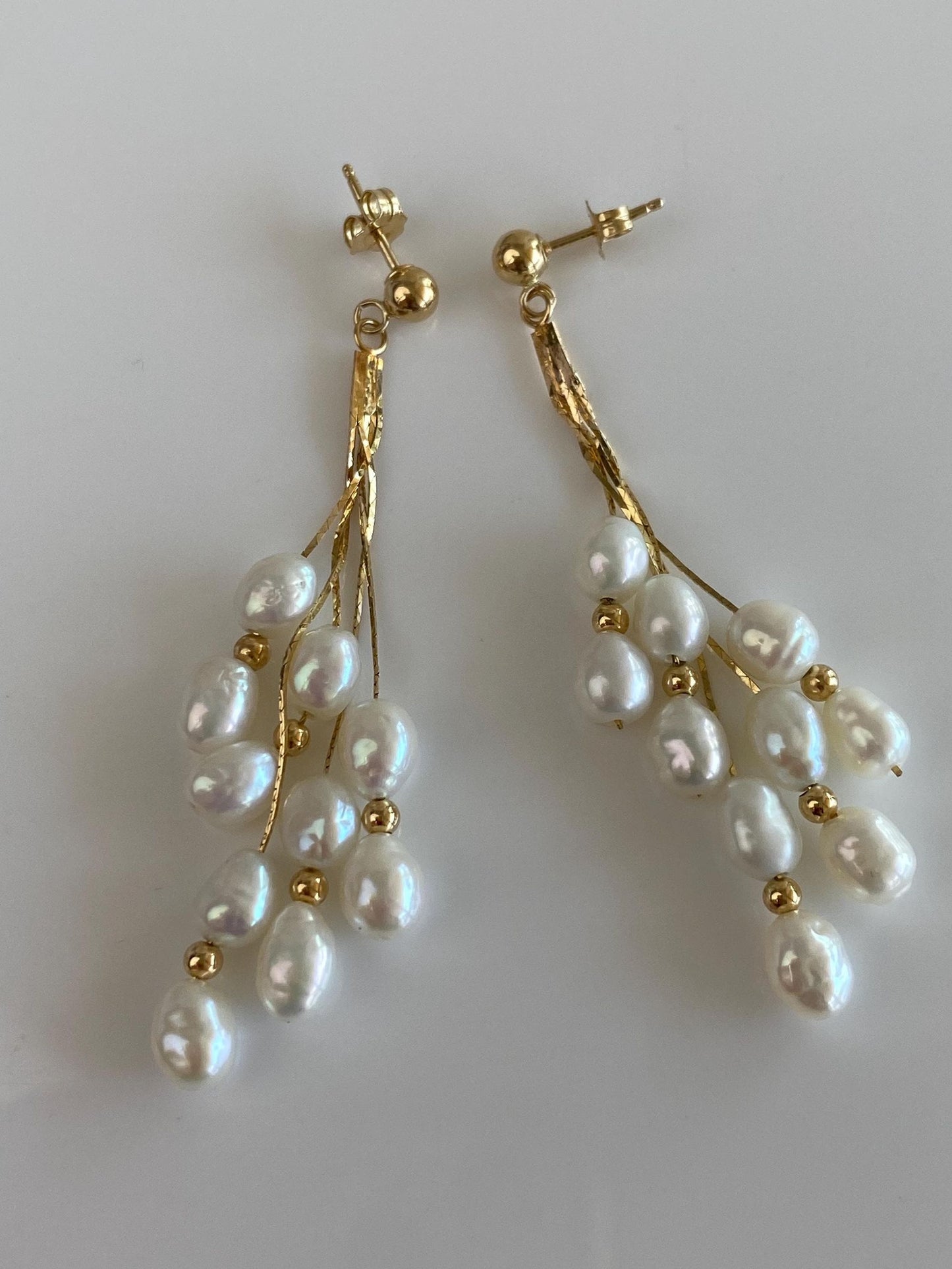 Vintage Solid 14k Yellow Gold Pearls Flat Chain Fringe Stud Earrings