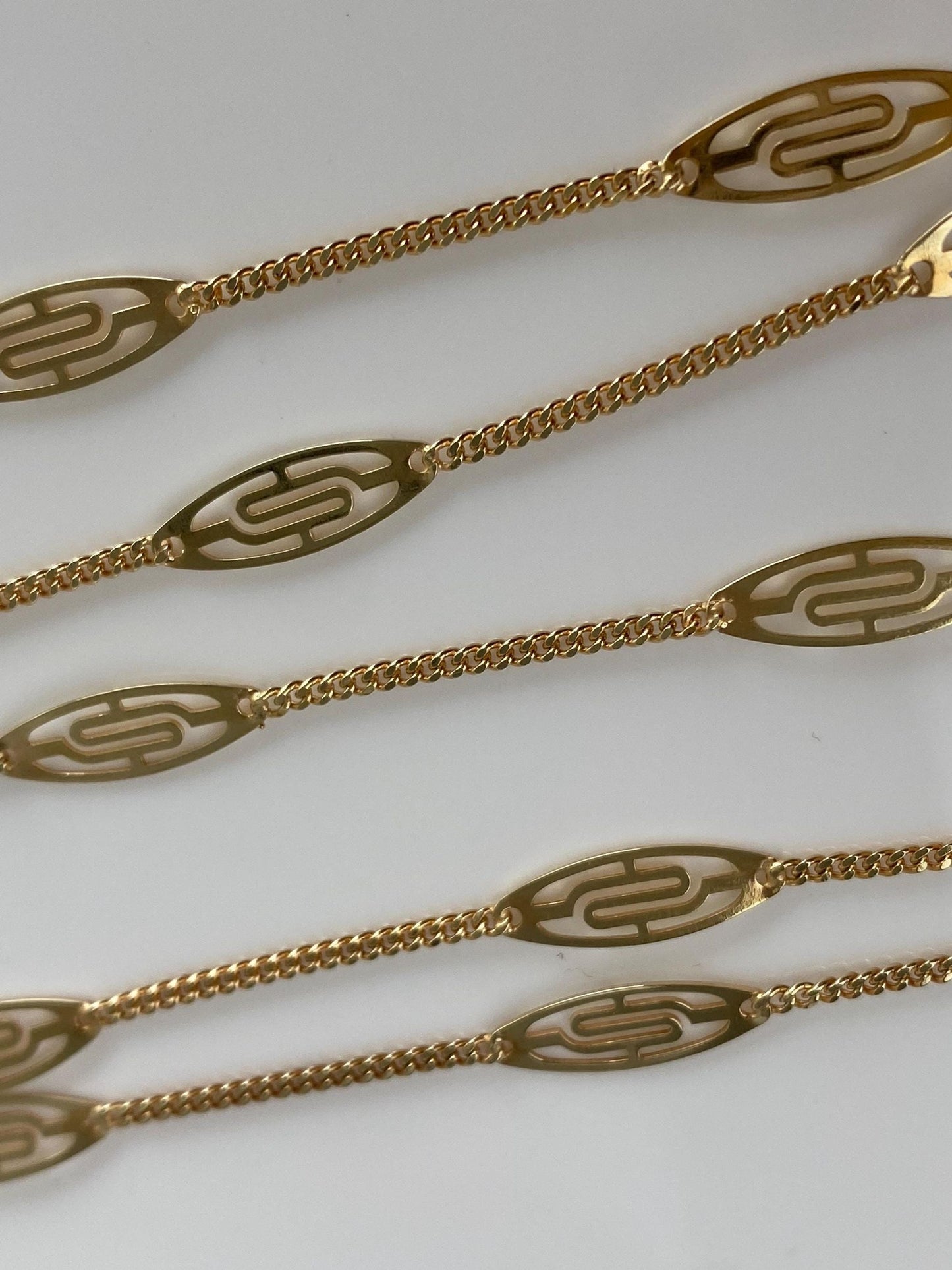 Vintage Solid 14k Yellow Gold Station Tight Curb Chain Necklace - 23.5 inches