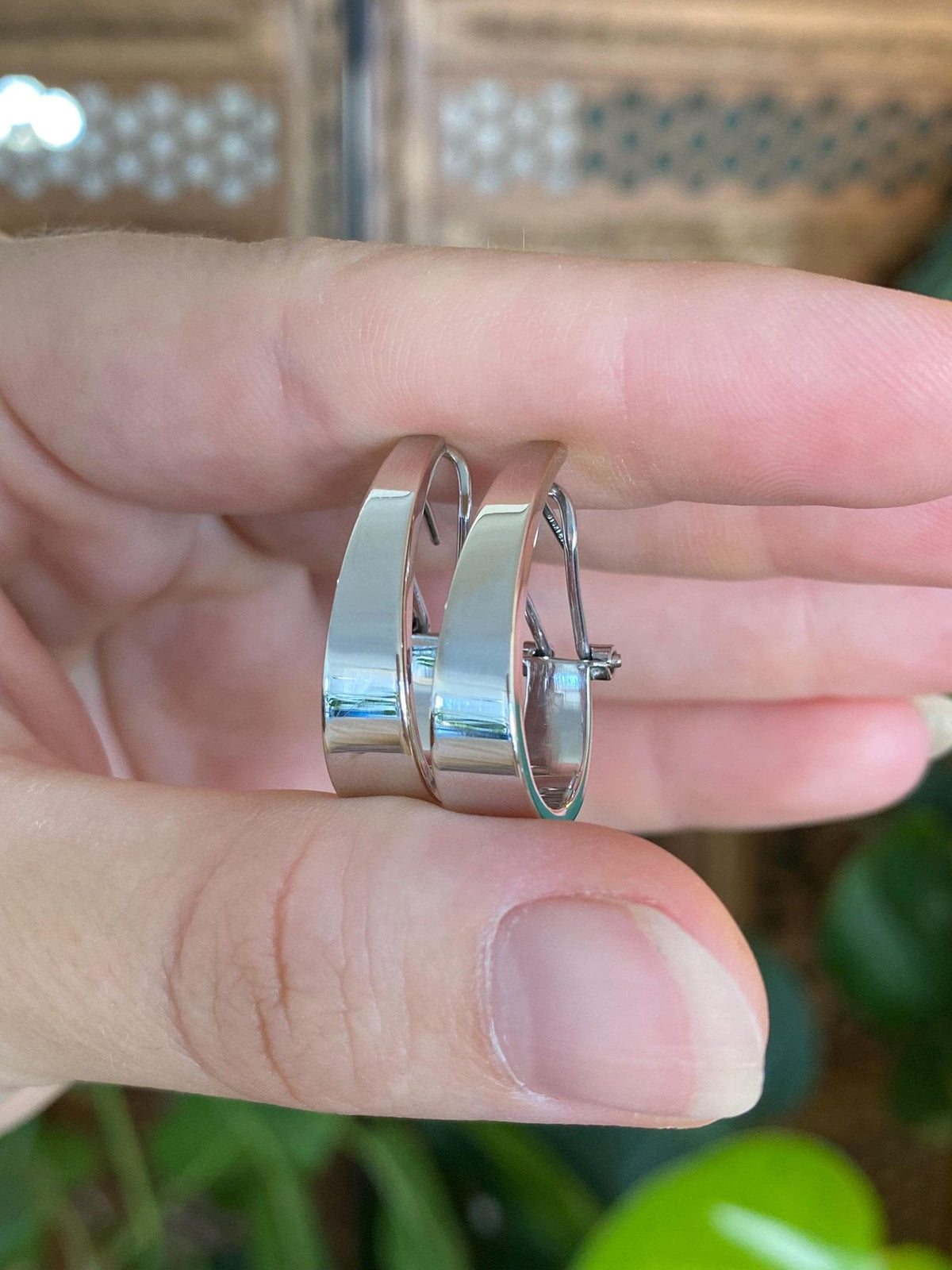 Vintage 14k White Gold Drop Earrings