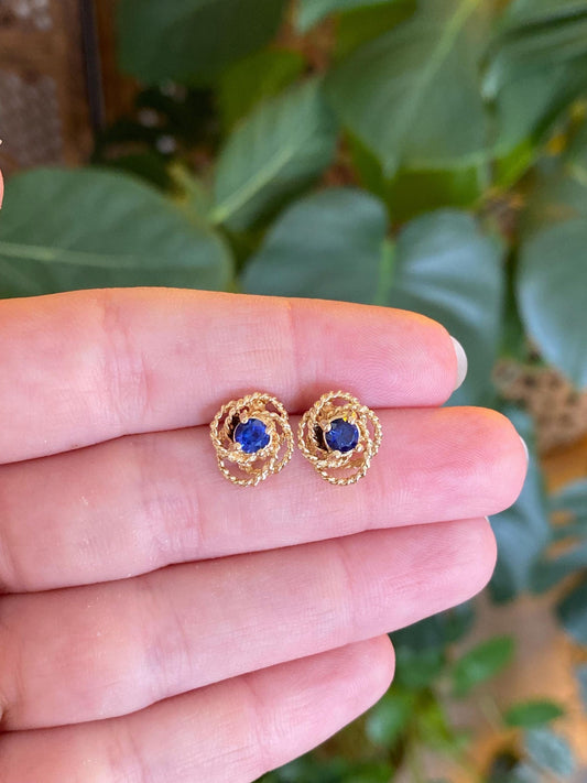 Vintage 14k Yellow Gold Blue Sapphire Textured Knot Stud Earrings