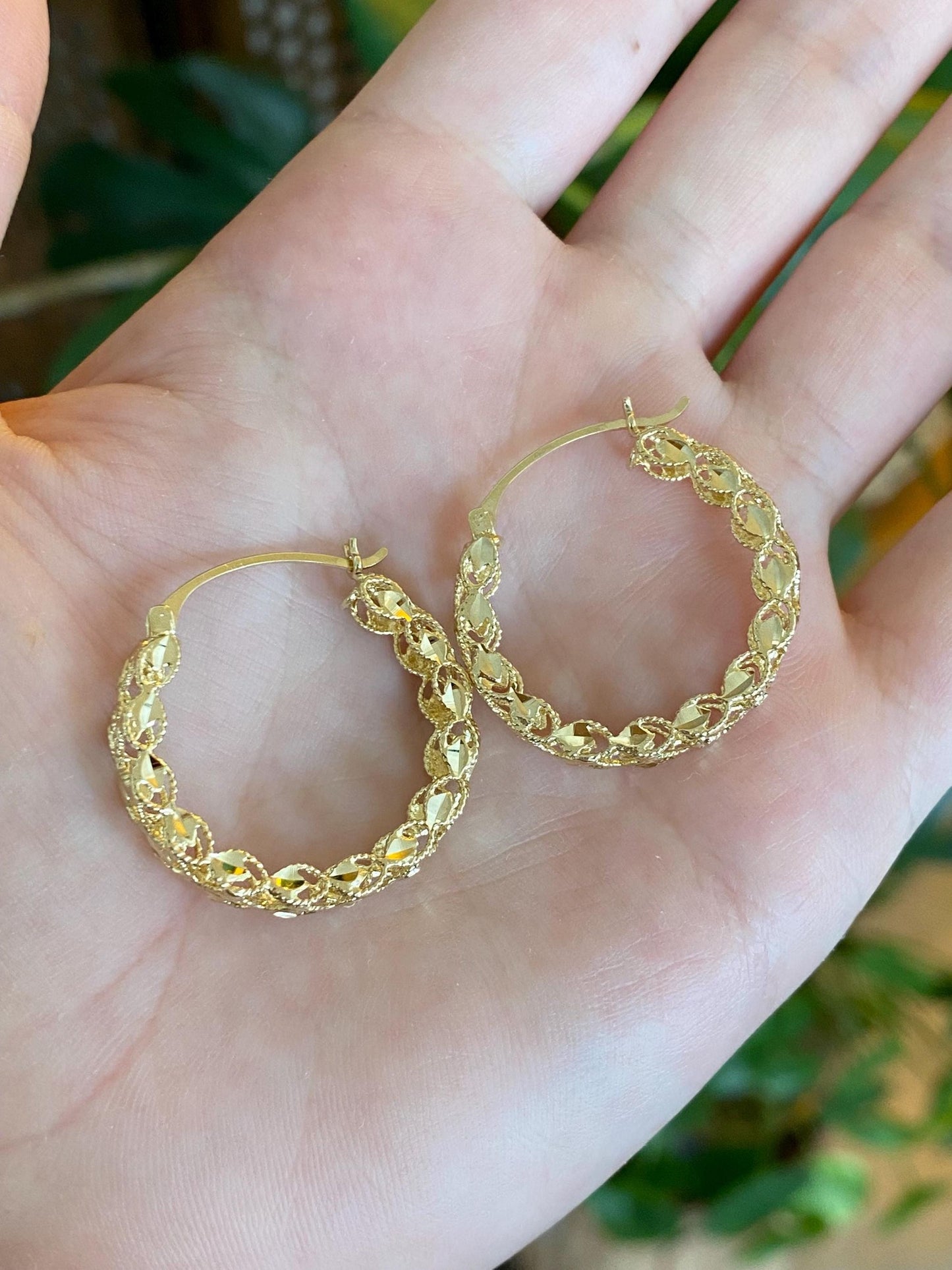Vintage 14k Yellow Gold Diamond Cut Open Work Hoop Earrings