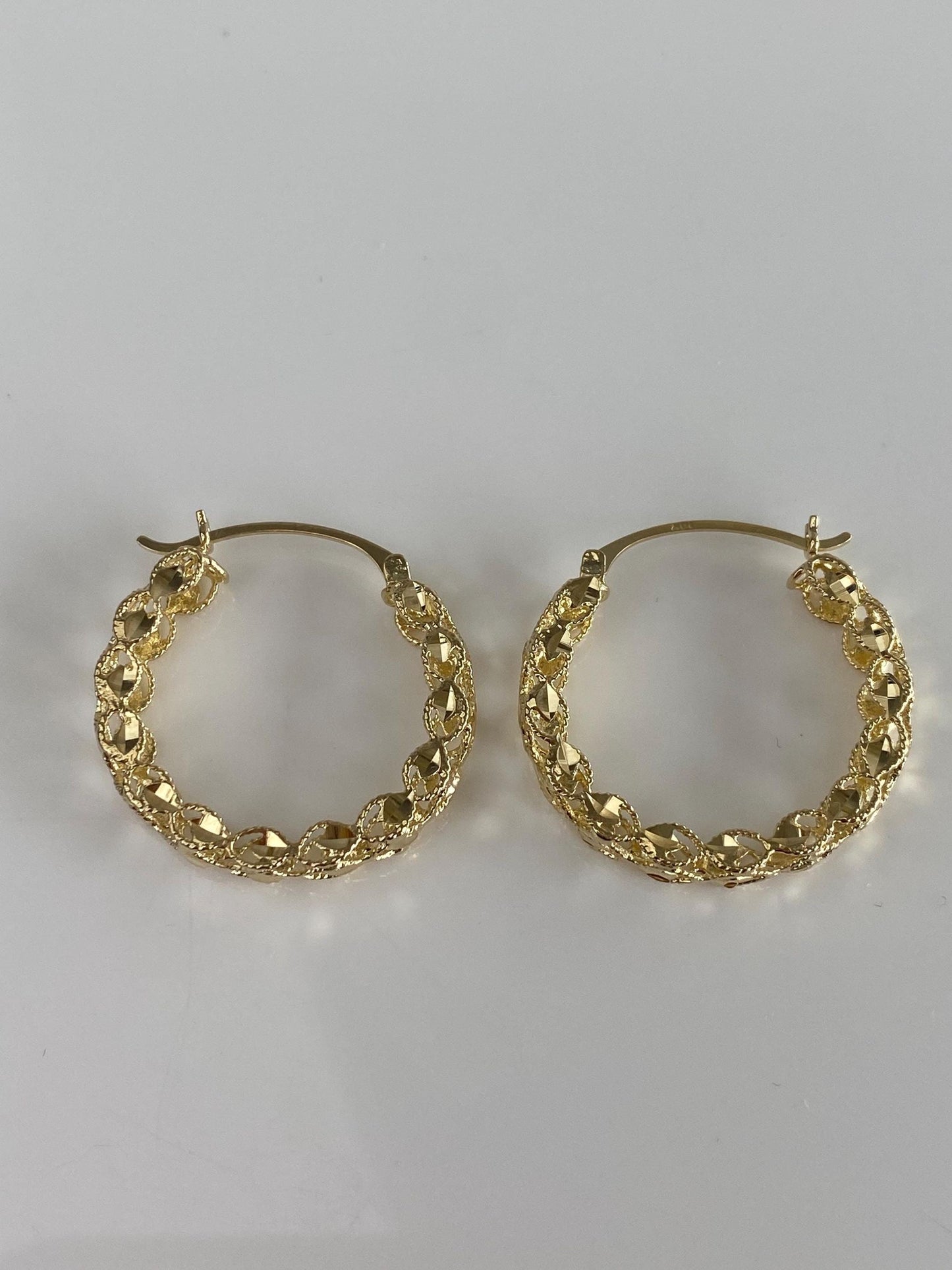 Vintage 14k Yellow Gold Diamond Cut Open Work Hoop Earrings