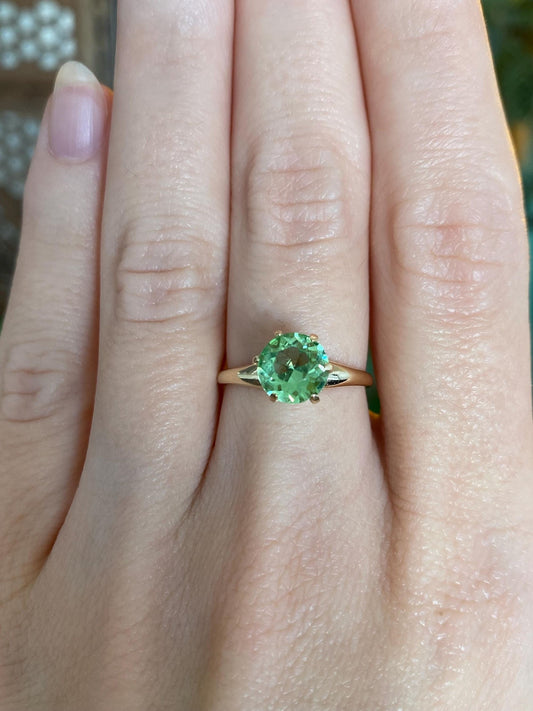 Vintage Solid 10k Yellow Gold Green Cubic Zirconia Ring - Size 5.75