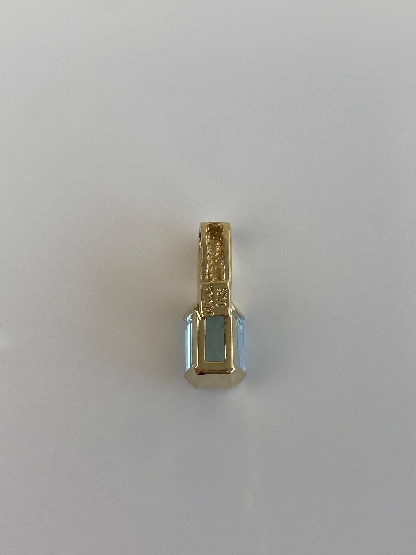 Vintage Solid 14k Yellow Gold Topaz Charm