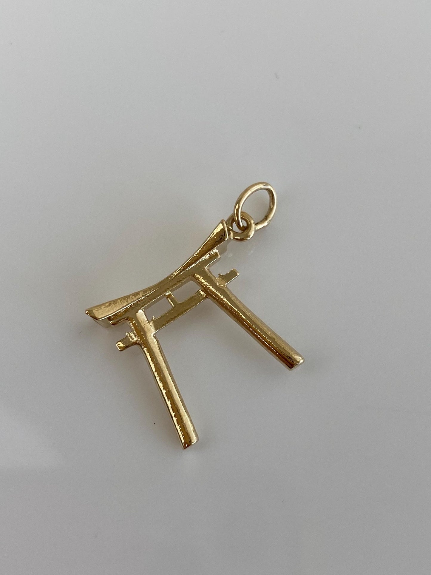 Vintage Solid 14k Yellow Gold Charm