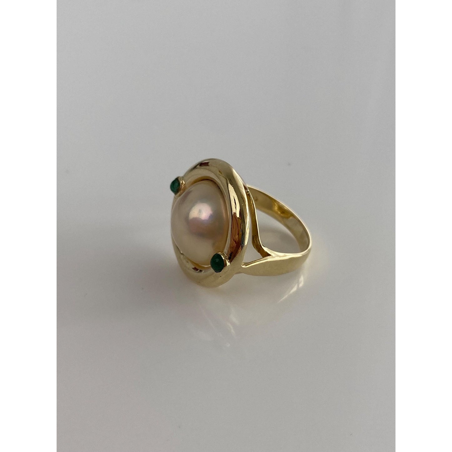 Vintage Solid 14k Yellow Gold Emerald Large Pearl Ring - Size 4.5