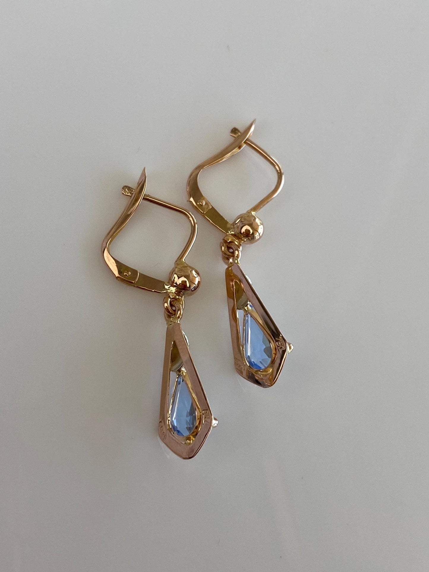 Vintage Solid 18k White & Yellow Gold Blue Cubic Zirconia Dangle Earrings