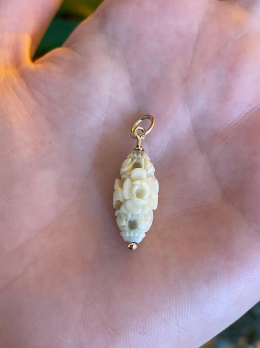 Vintage Solid 10k Yellow Gold Carved Floral Charm - Fine Estate Jewelry - Real Genuine Gold
