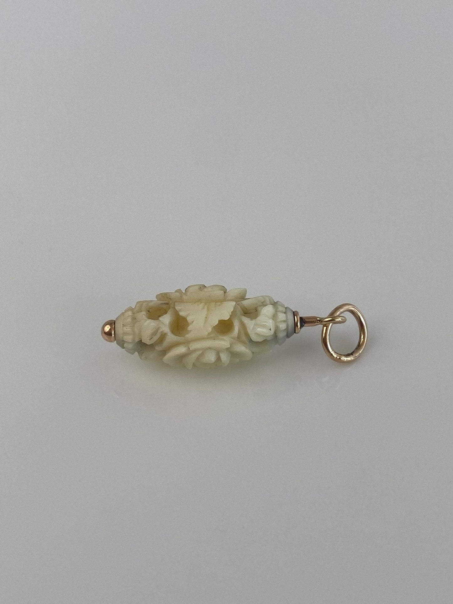 Vintage Solid 10k Yellow Gold Carved Floral Charm - Fine Estate Jewelry - Real Genuine Gold