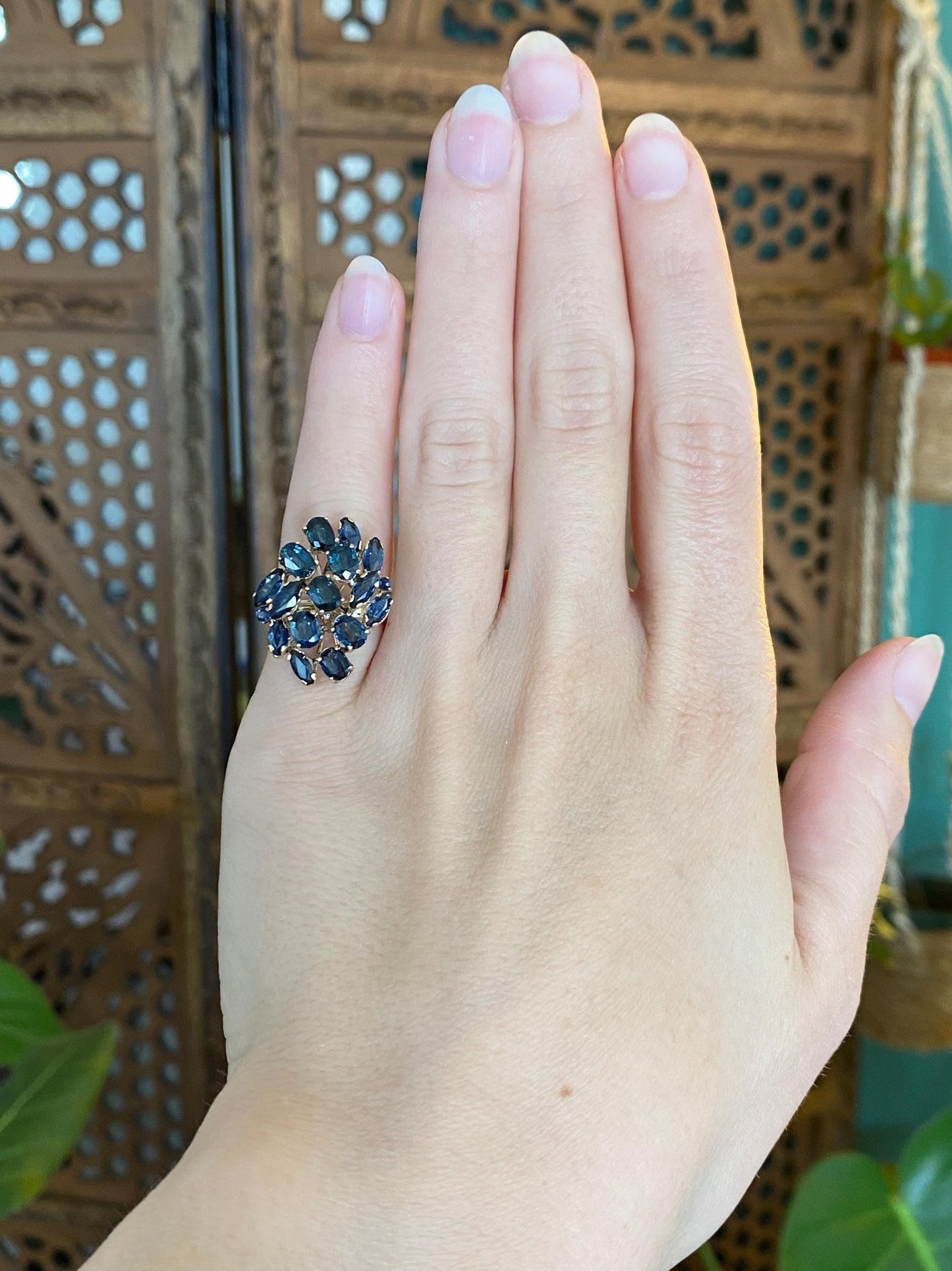 Vintage Solid 14k Yellow Gold Blue Sapphire Cluster Ring - Size 4.25