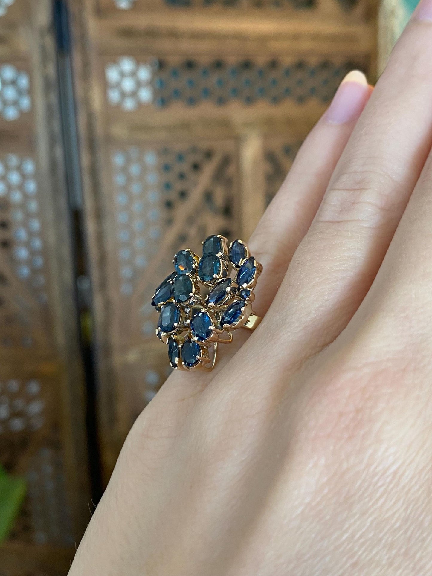 Vintage Solid 14k Yellow Gold Blue Sapphire Cluster Ring - Size 4.25