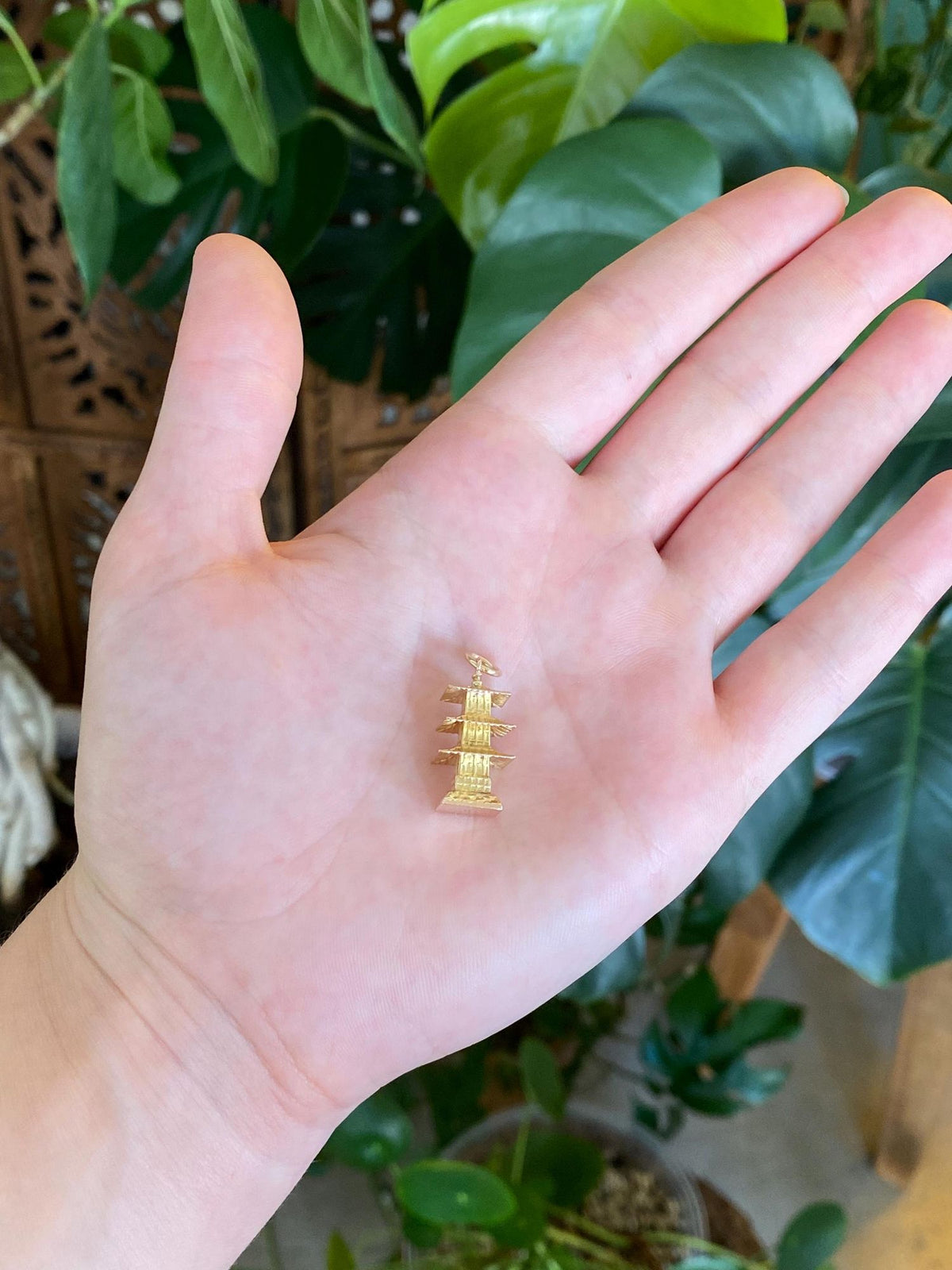 Vintage 14k Yellow Gold Pagoda Charm