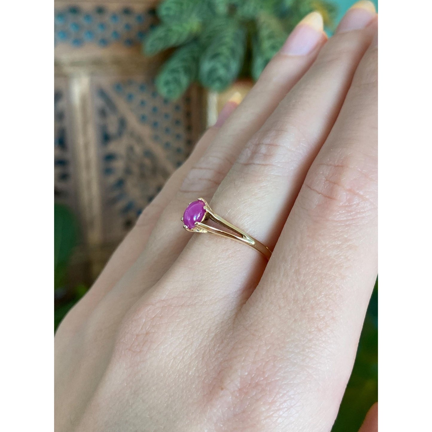Vintage Solid 14k Yellow Gold Pink Star Sapphire Ring - Size 5.75