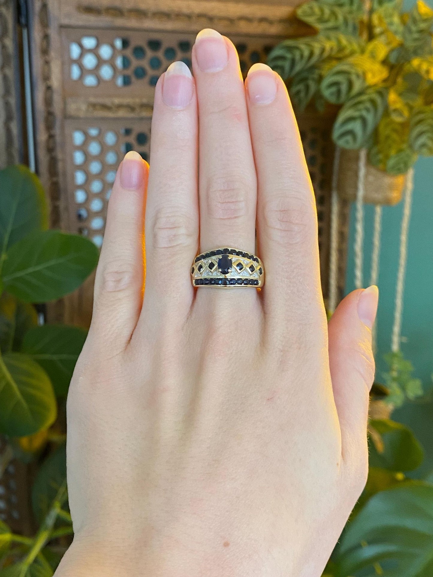 Vintage Solid 14k Yellow Gold Diamond Blue Sapphire Ring Band - Size 7.75