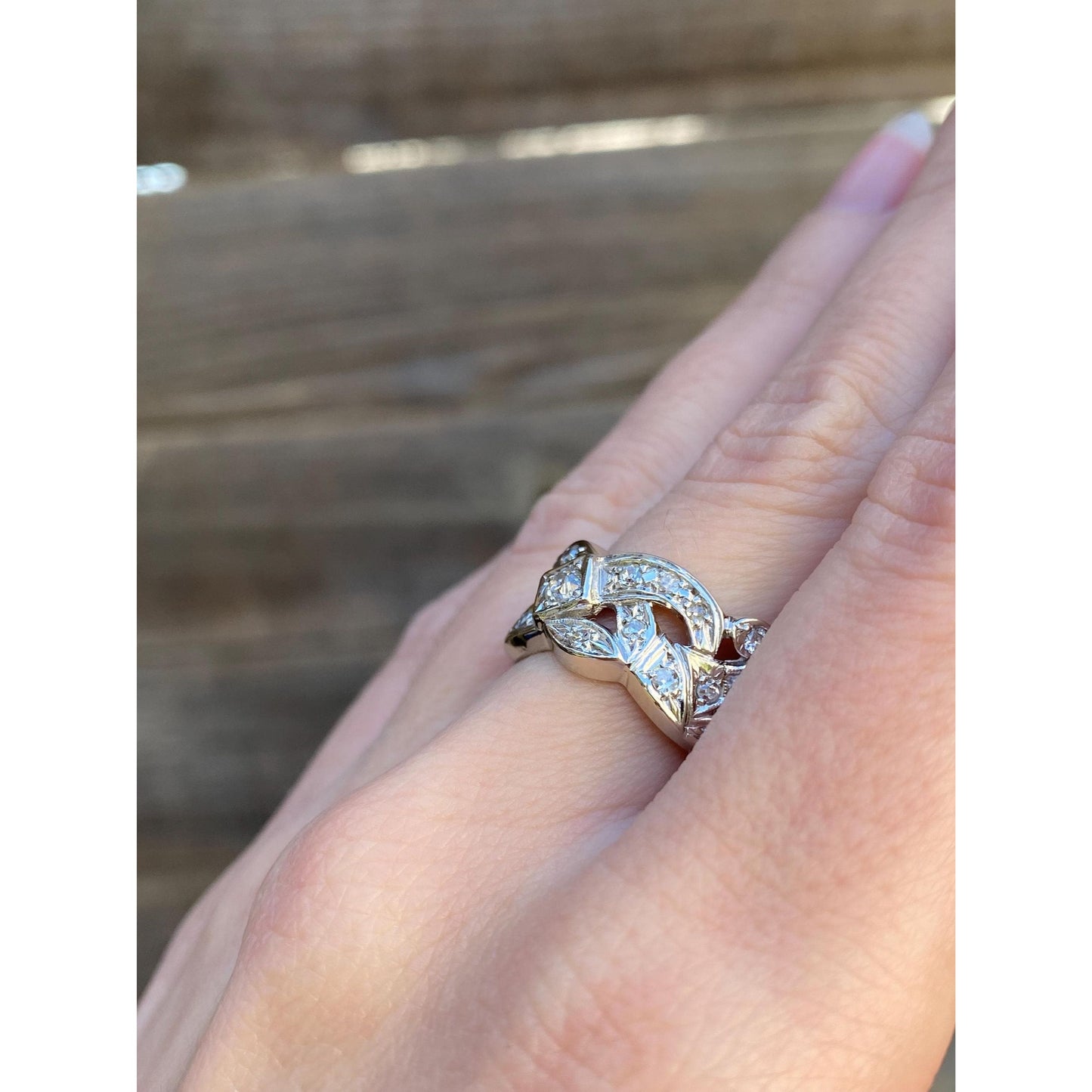 Vintage Solid 14k White Gold Diamond Open Pattern Ring Band - Size 7.25