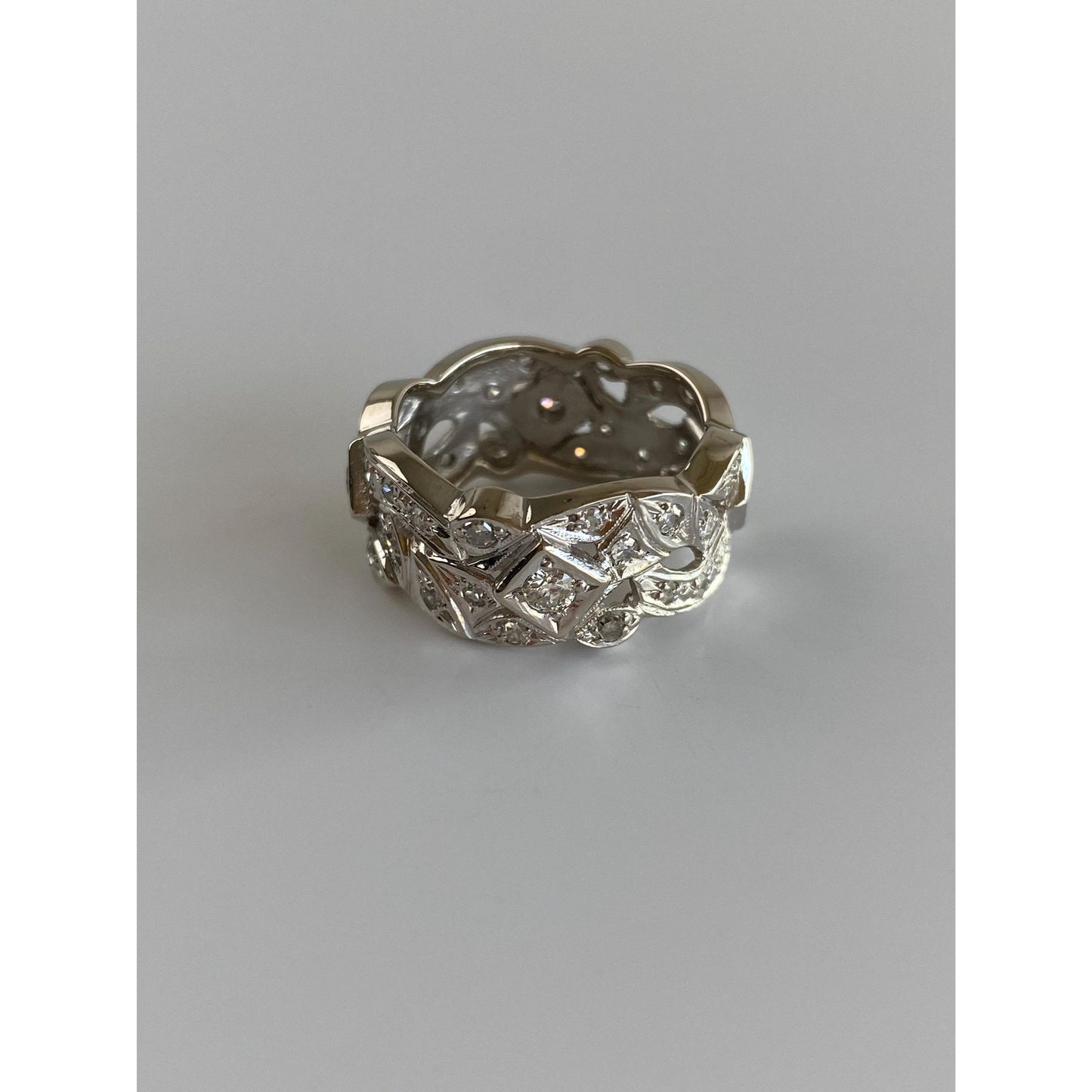 Vintage Solid 14k White Gold Diamond Open Pattern Ring Band - Size 7.25