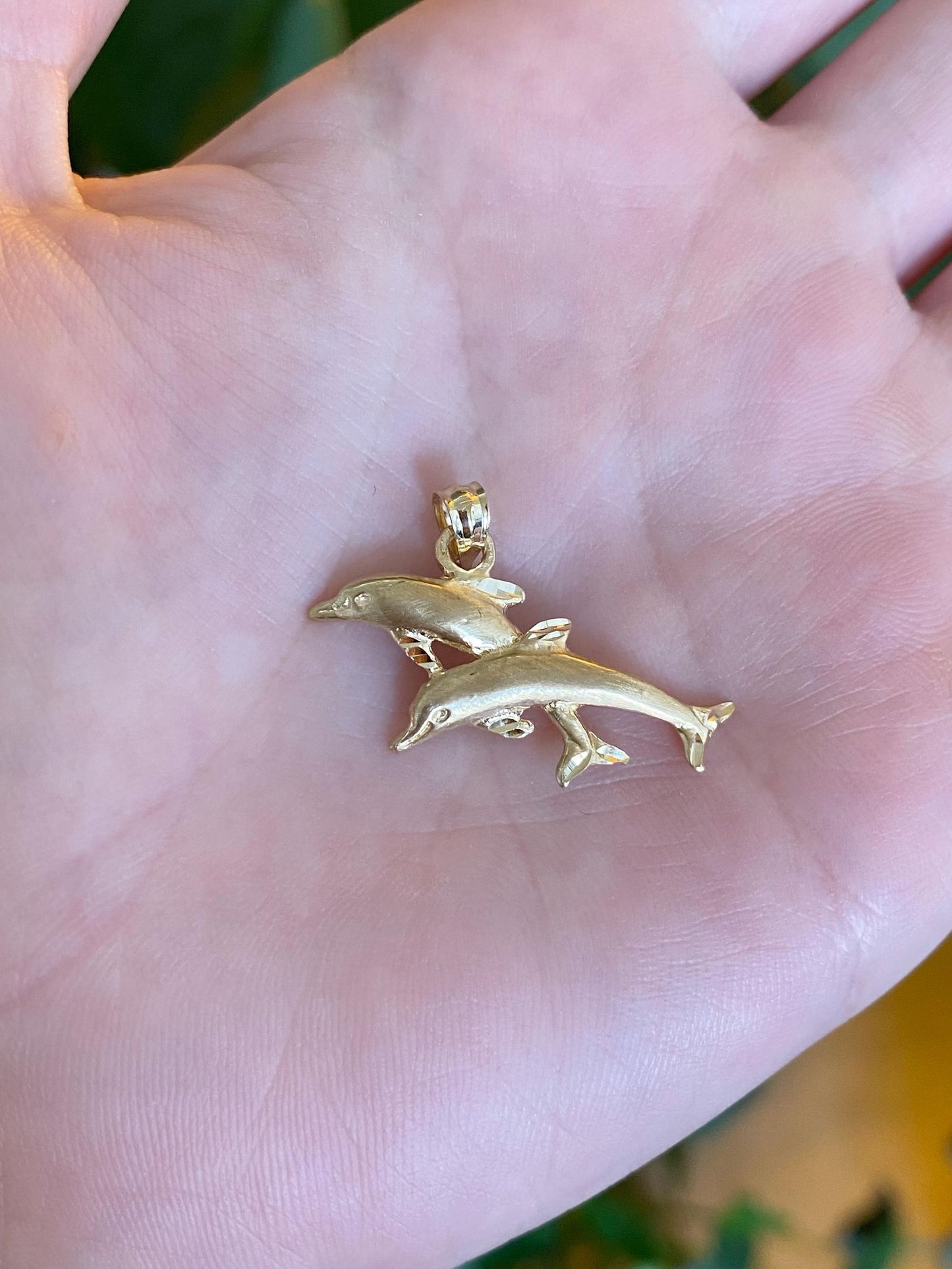 Vintage Solid 14k Yellow Gold Diamond Cut Dolphins Charm