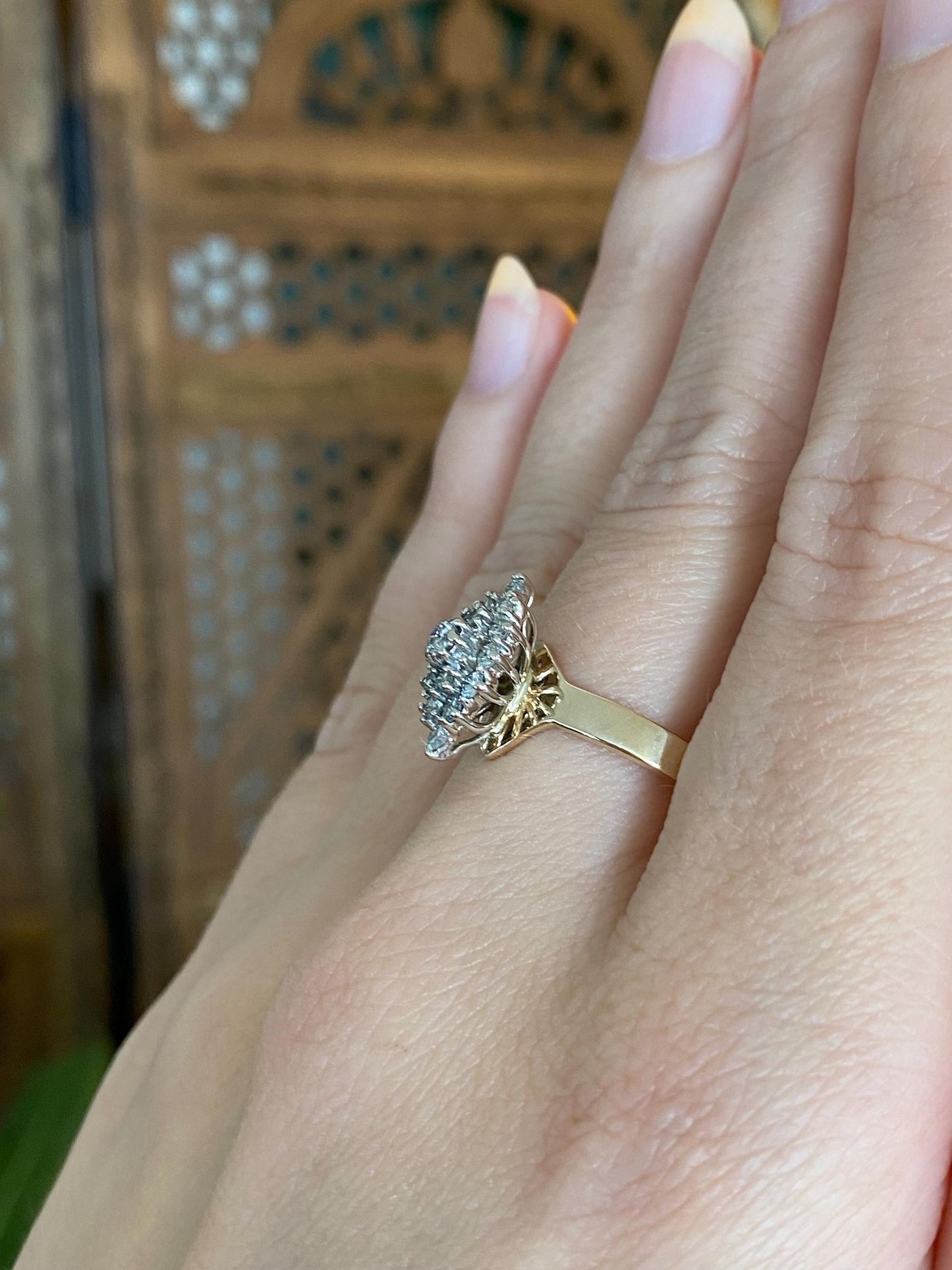 Vintage Solid 14k Yellow Gold Diamond Cluster Ring - Size 9