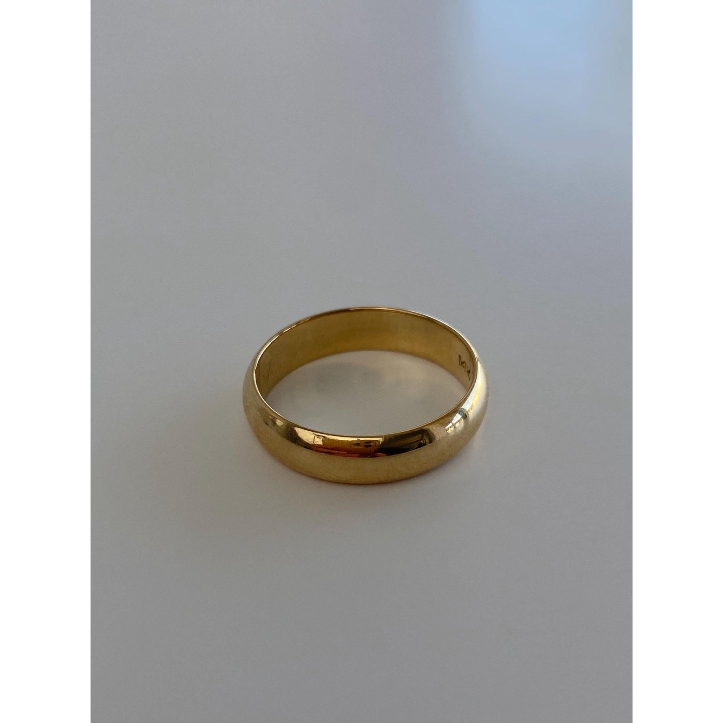 Vintage Solid 14k Yellow Gold Ring Band - Size 9.75-10