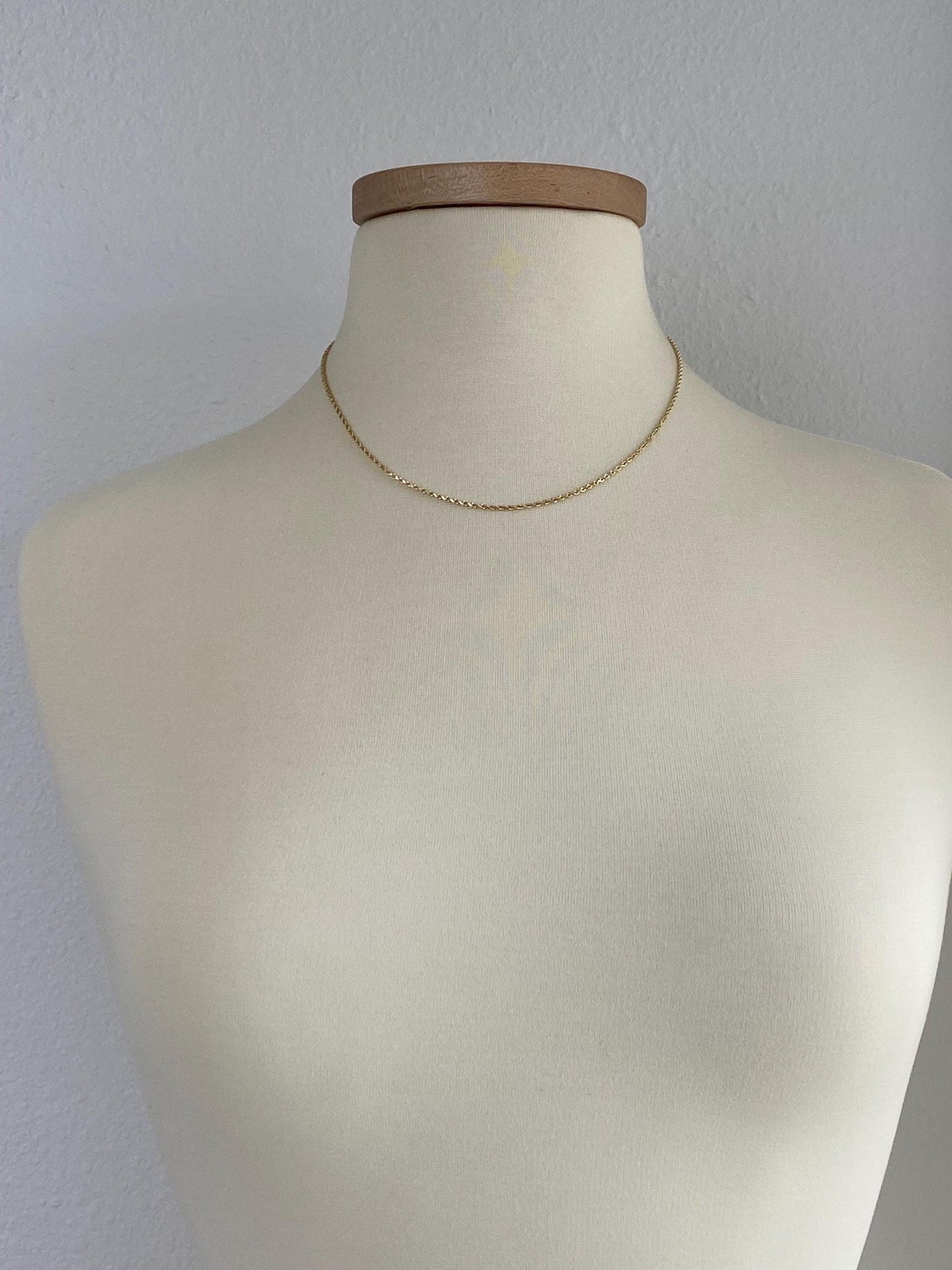 Vintage 14k Yellow Gold Slim Rope Chain Necklace - 18 inches