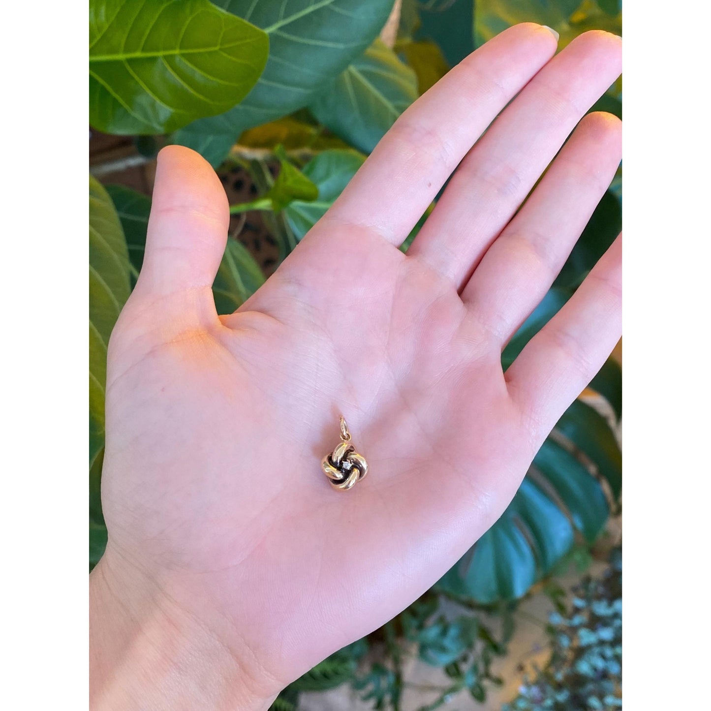 Vintage 10k Yellow Gold Diamond Knot Charm