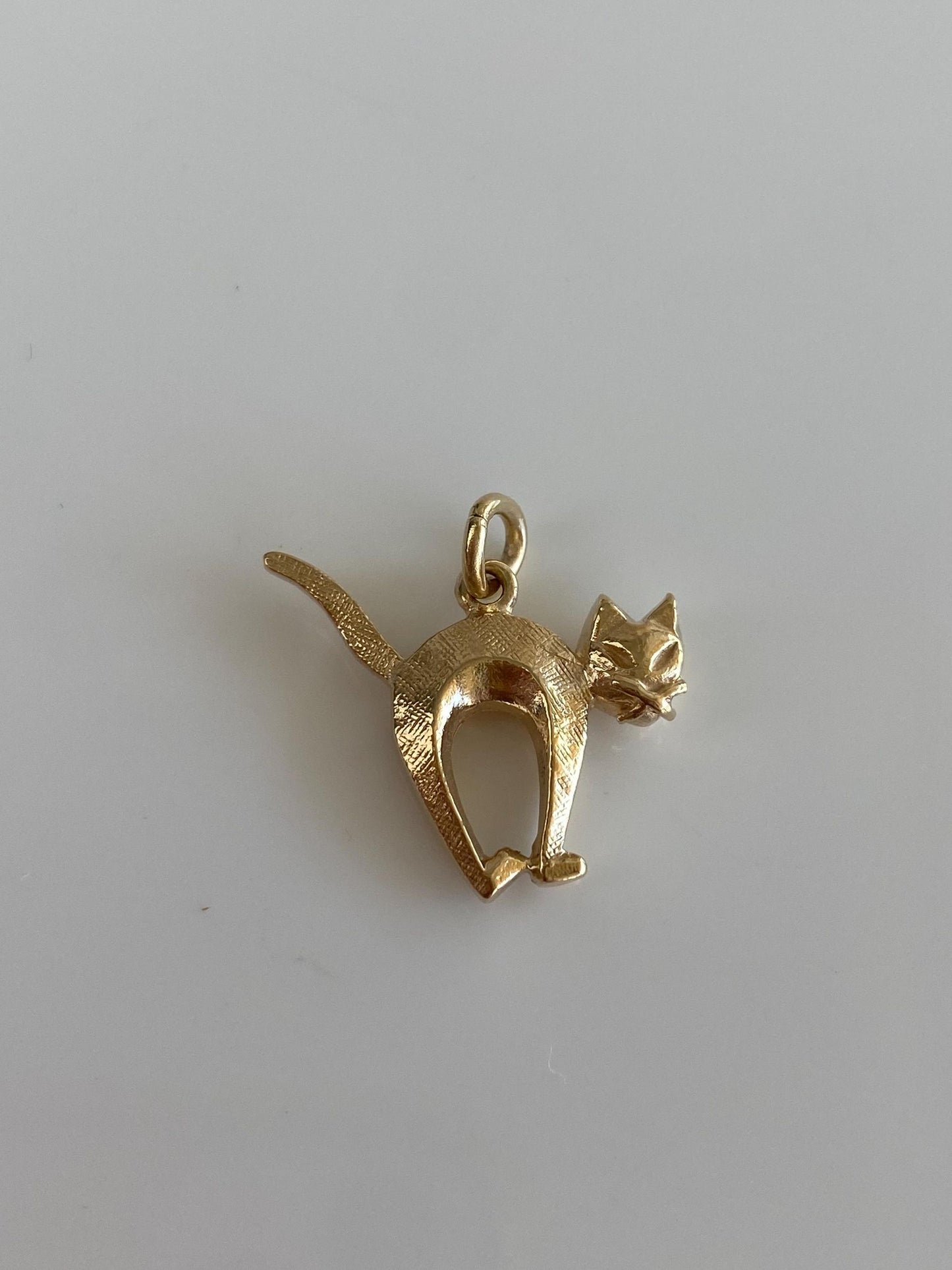 Vintage Solid 10k Yellow Gold Perched Cat Charm