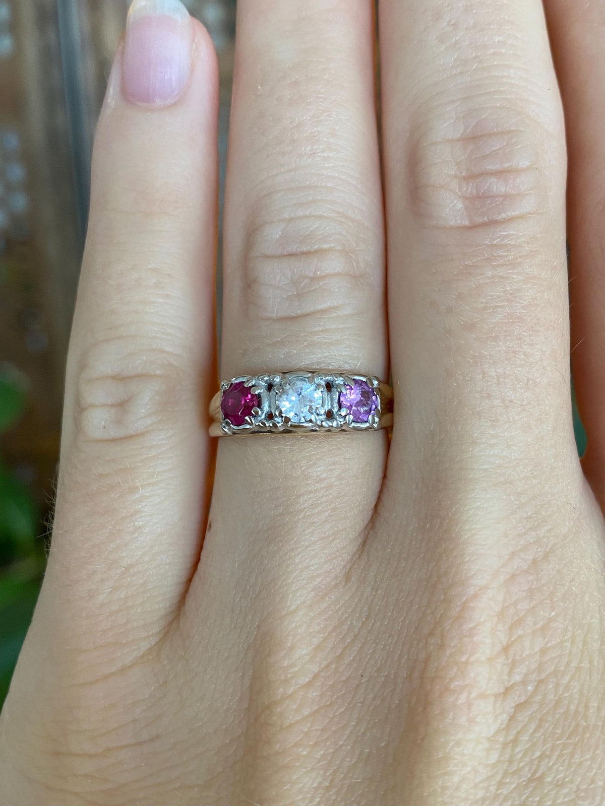 Vintage Solid 14k White & Yellow Gold Clear Spinel 2 Tone Pink Sapphire Ring Band - Size 6