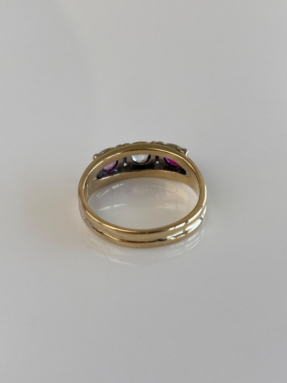 Vintage Solid 14k White & Yellow Gold Clear Spinel 2 Tone Pink Sapphire Ring Band - Size 6