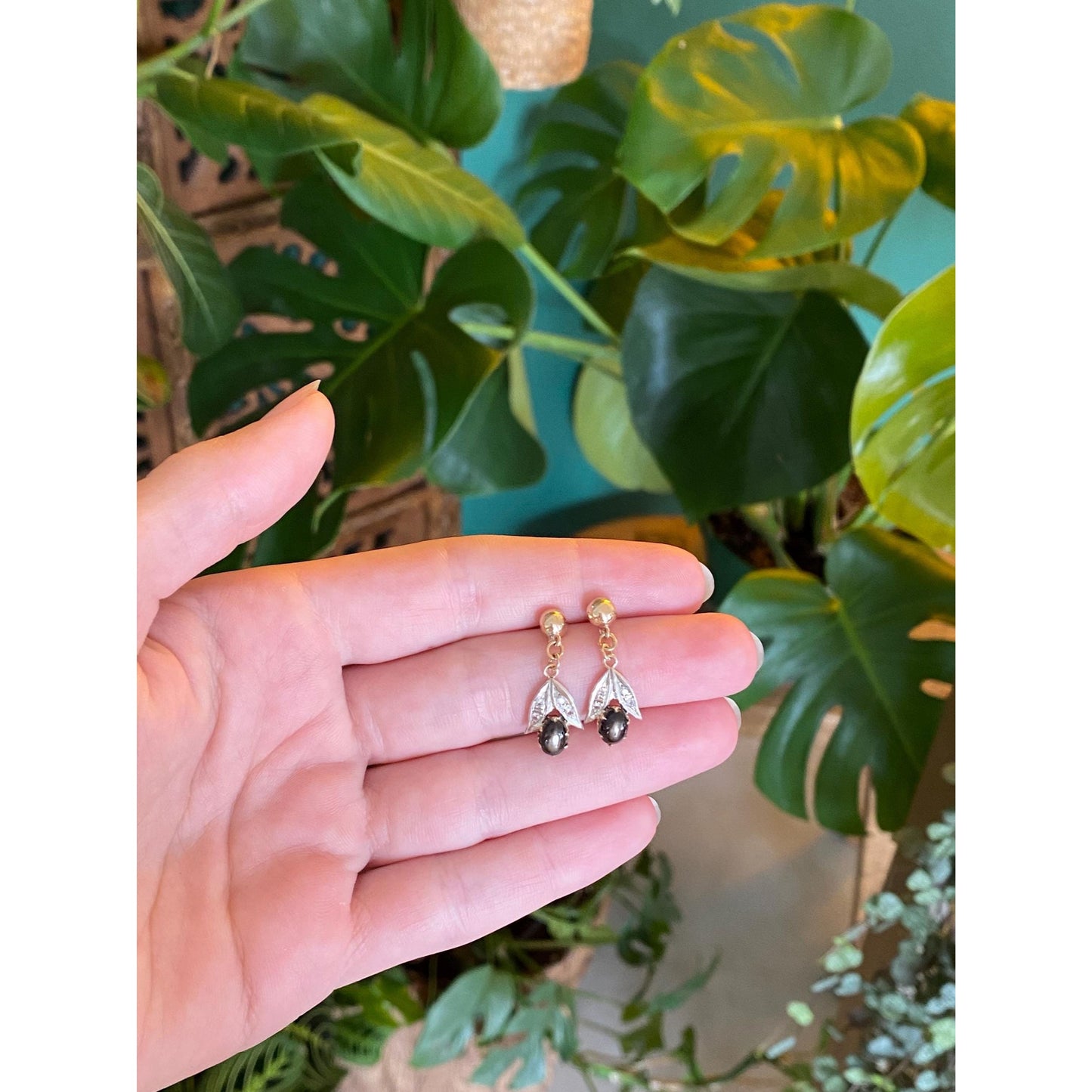 Vintage Solid 9k Yellow Gold Star Sapphire Clear Quartz Dangle Stud Earrings