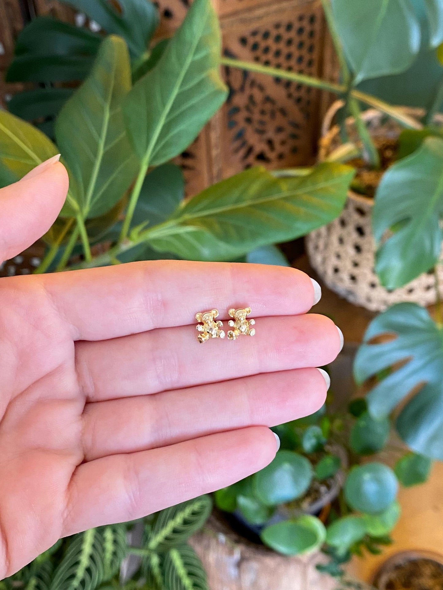 Vintage Solid 14k Yellow Gold Teddy Bear Stud Earrings