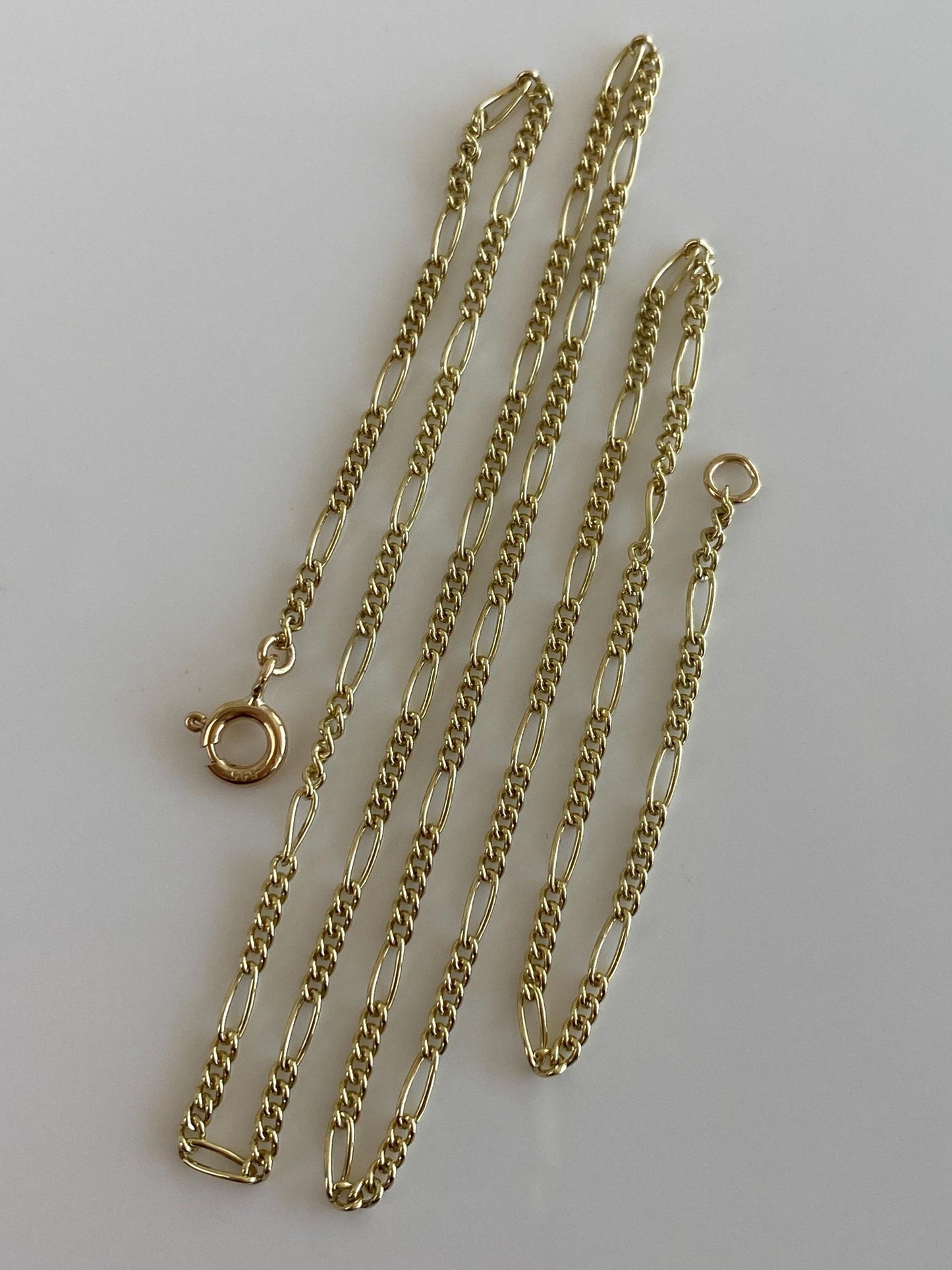Vintage Solid 14k Yellow Gold Dainty Figaro Chain Necklace - 17.75 inches