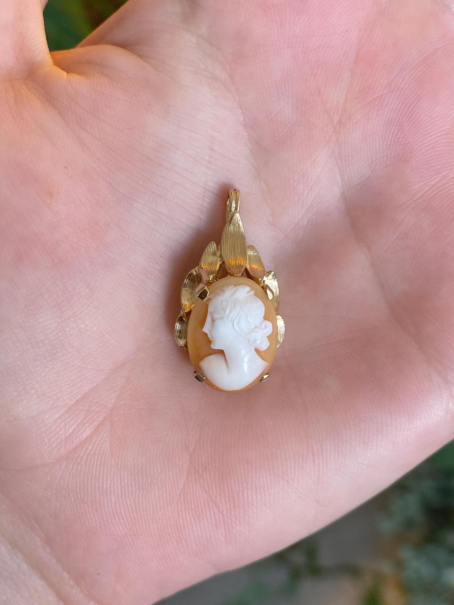 Vintage Solid 14k Yellow Gold Cameo Charm