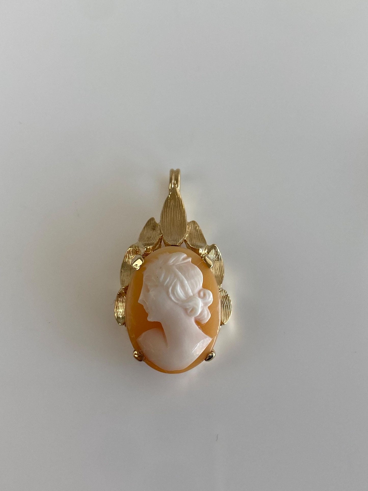 Vintage Solid 14k Yellow Gold Cameo Charm