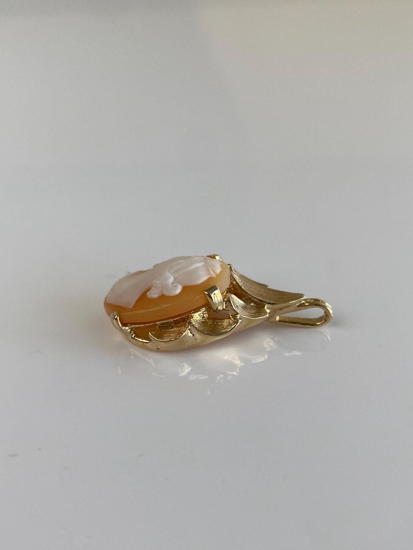 Vintage Solid 14k Yellow Gold Cameo Charm