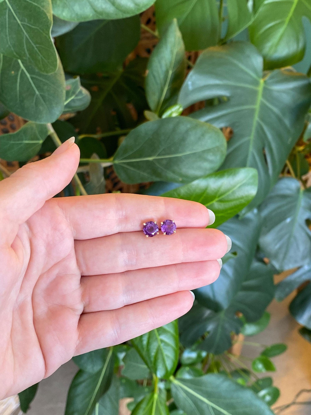 Vintage Solid 14k Yellow Gold Amethyst Stud Earrings