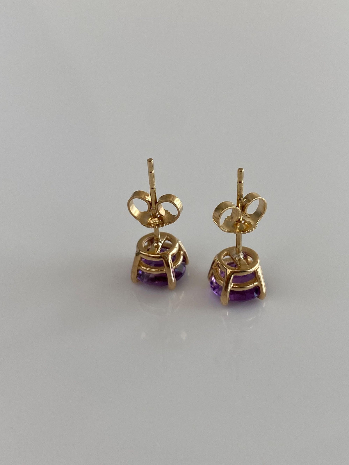 Vintage Solid 14k Yellow Gold Amethyst Stud Earrings