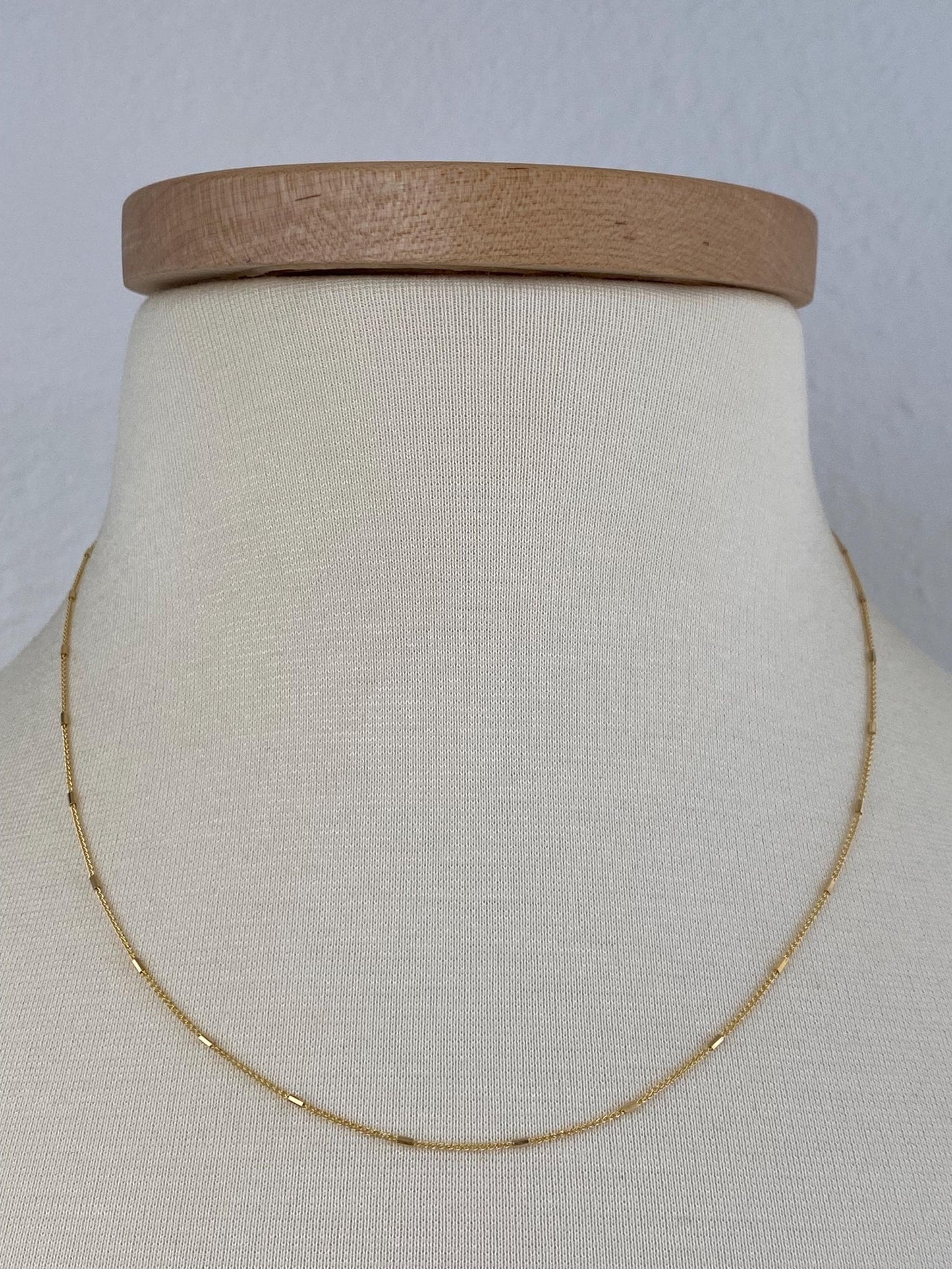 Vintage Solid 14k Yellow Gold Slim Link Wheat Chain Necklace - 18 inches