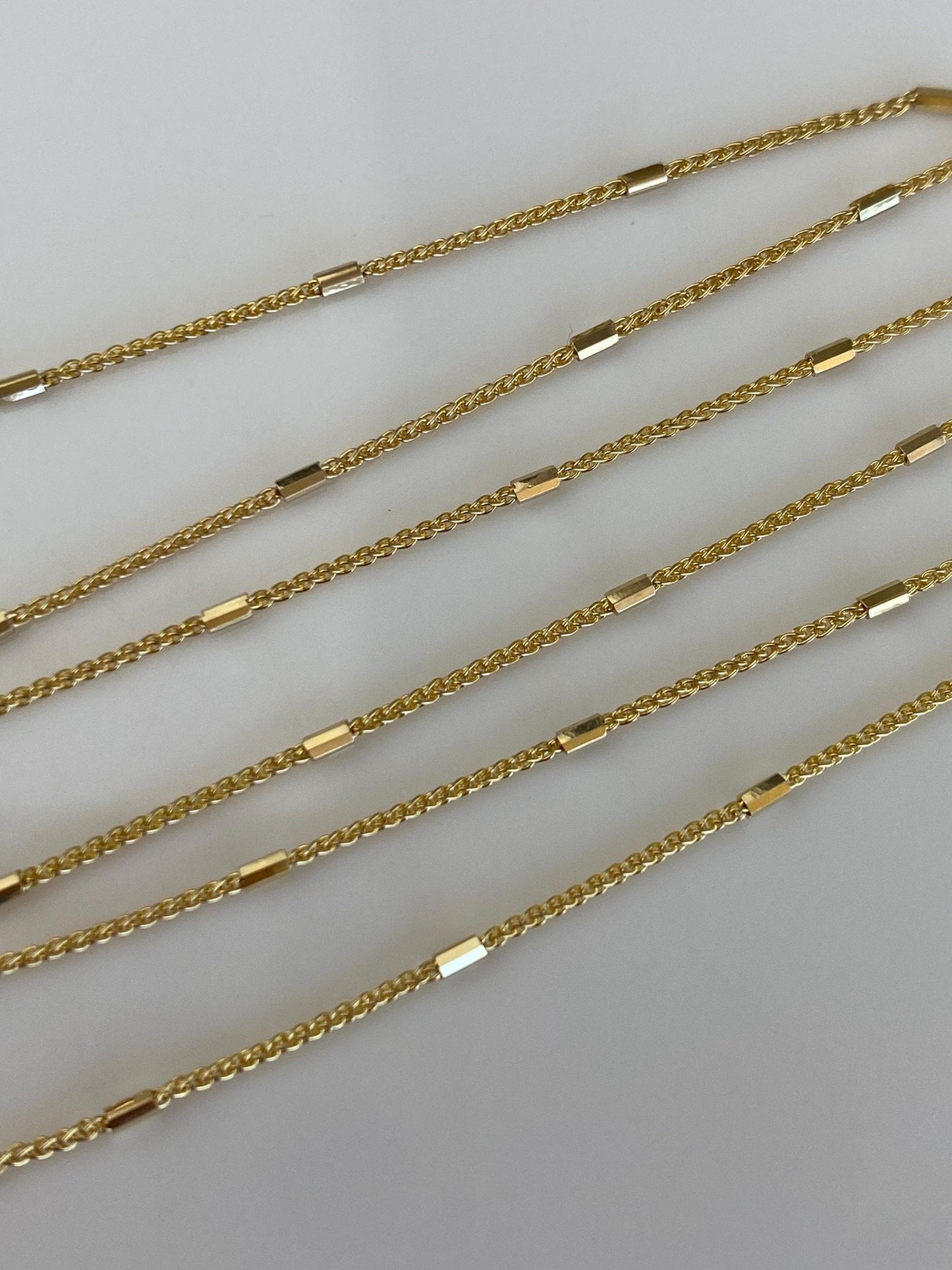 Vintage Solid 14k Yellow Gold Slim Link Wheat Chain Necklace - 18 inches