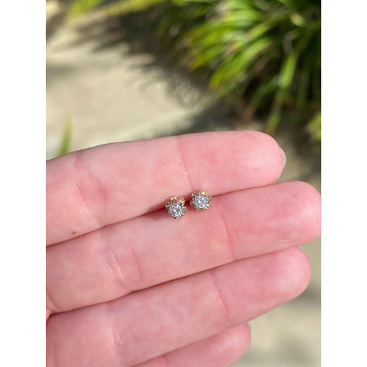 Vintage Solid 14k Yellow Gold Clear Sapphire Stud Earrings